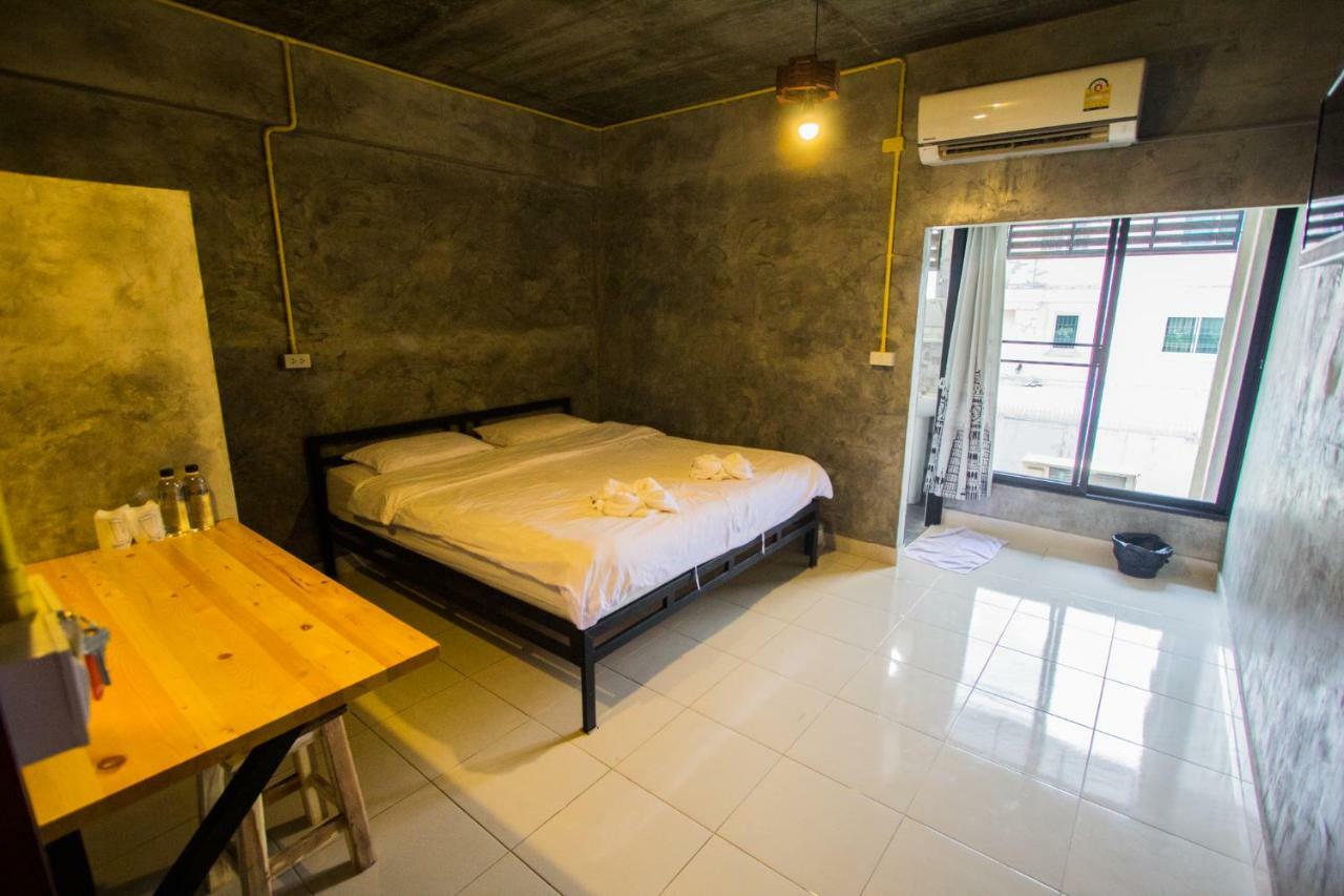 The Sky Loft Hotel Pathum Thani Eksteriør bilde