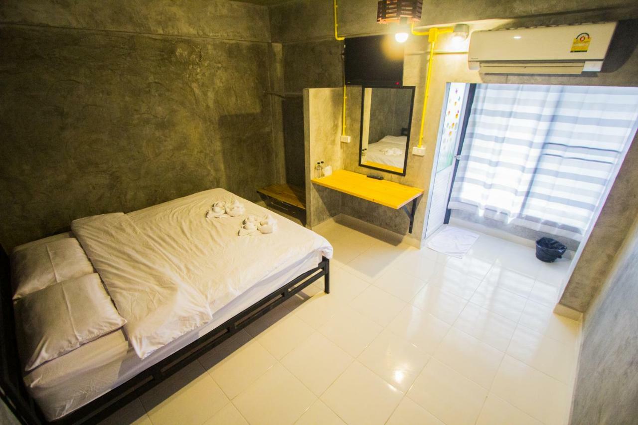 The Sky Loft Hotel Pathum Thani Eksteriør bilde