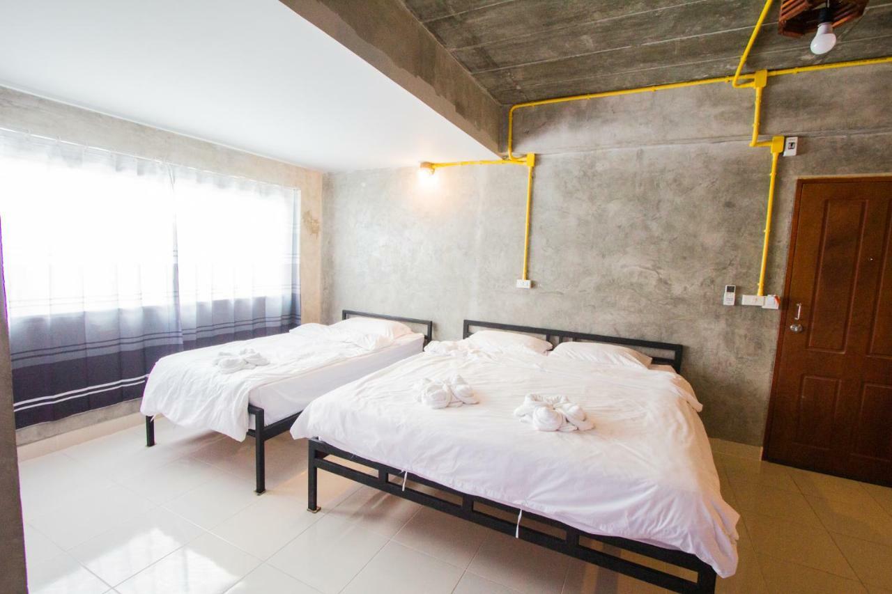 The Sky Loft Hotel Pathum Thani Eksteriør bilde